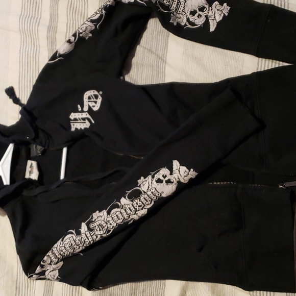 Hoodie - Picture 3 of 4